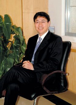 尹同耀 —— 奇瑞汽车有限公司党委书记、董事长兼总经理